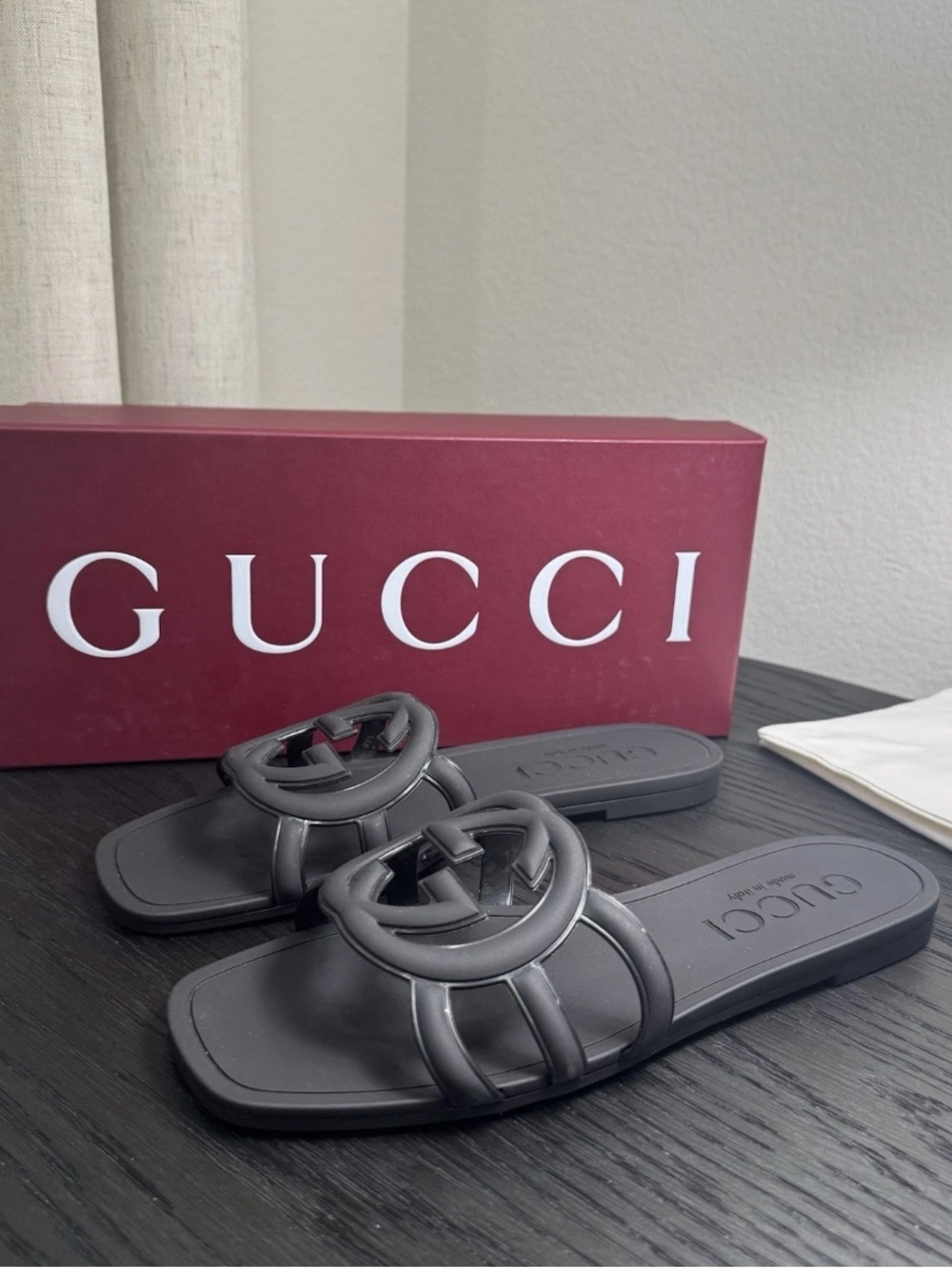 Gucci Interlocking G Palma Rubber Slide Sandals Black 40